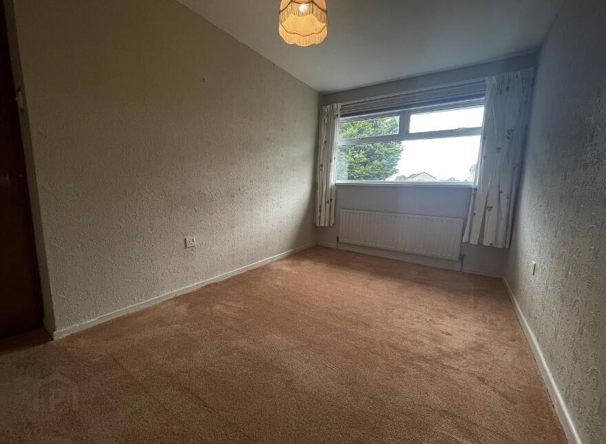 27 Ballynahone Avenue, Armagh, BT60 1EE