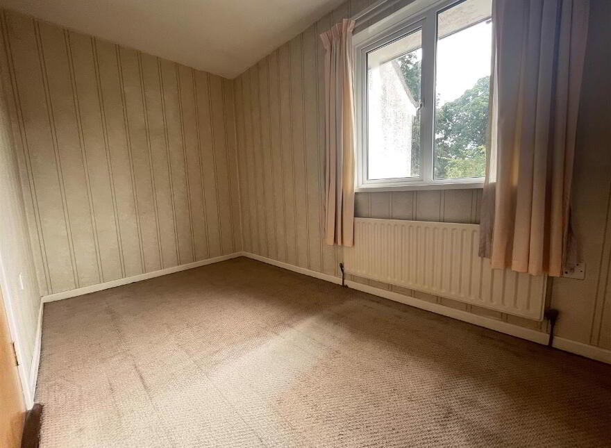 27 Ballynahone Avenue, Armagh, BT60 1EE