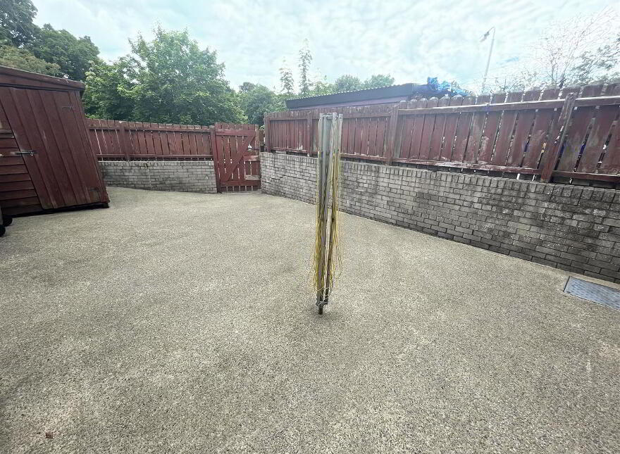 27 Ballynahone Avenue, Armagh, BT60 1EE