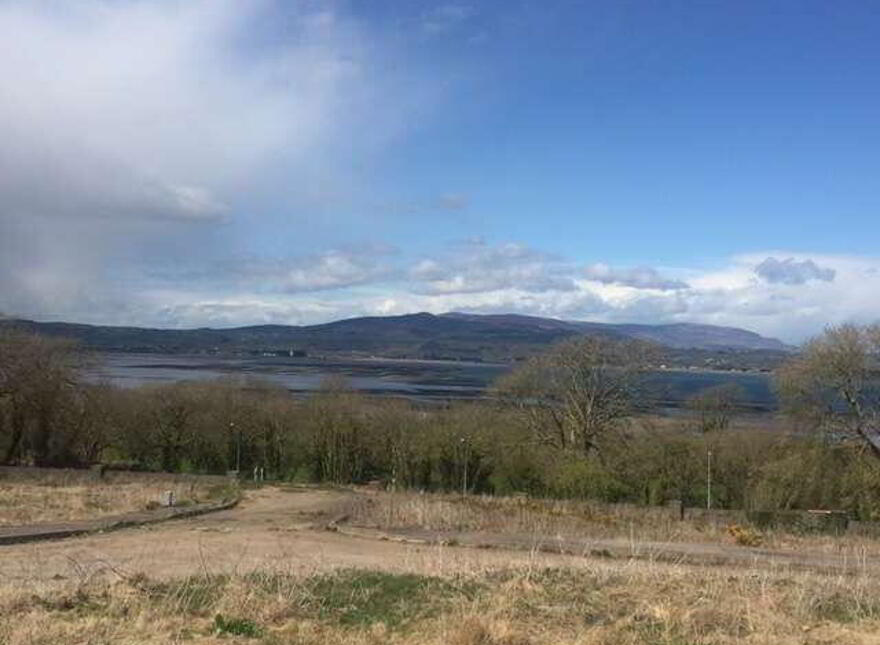 Cluain Na Si, Ring