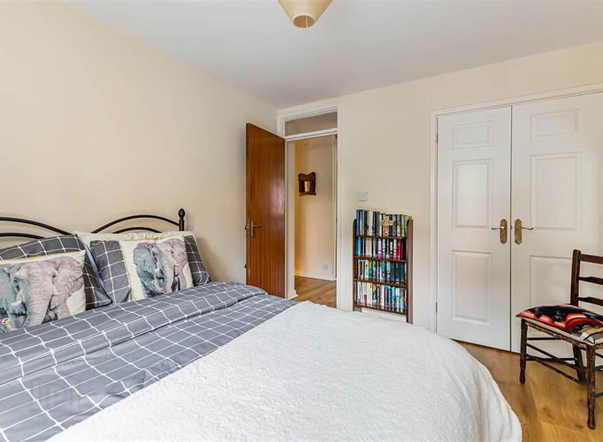 2b Windsor Mews, Windsor Park, Belfast, BT9 6FD