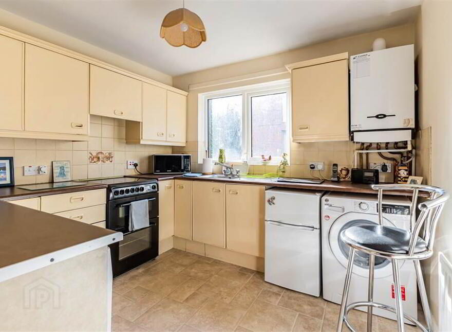 2b Windsor Mews, Windsor Park, Belfast, BT9 6FD