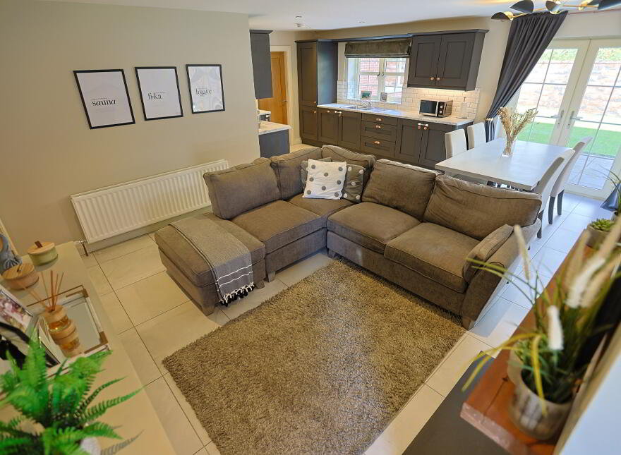 47 Mossvale Meadows, Dromore, BT25 1GF