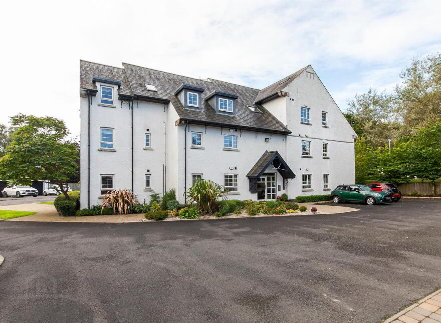 6 Ardnavalley Avenue, Comber, Newtownards, BT23 5WW photo