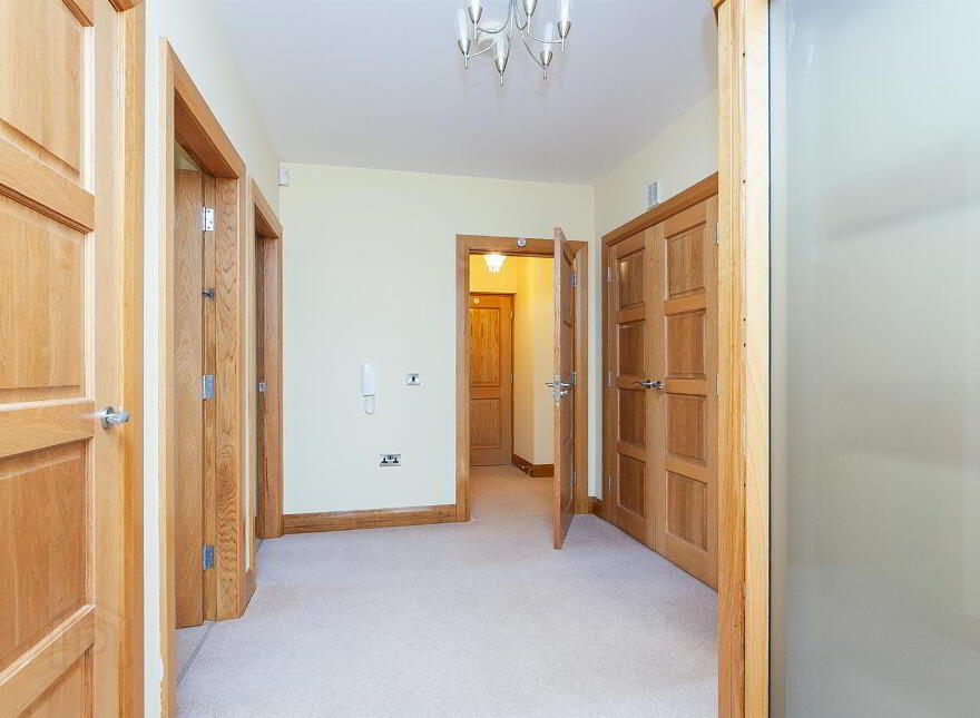 6 Ardnavalley Avenue, Comber, Newtownards, BT23 5WW