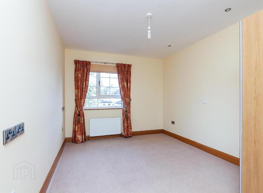 6 Ardnavalley Avenue, Comber, Newtownards, BT23 5WW