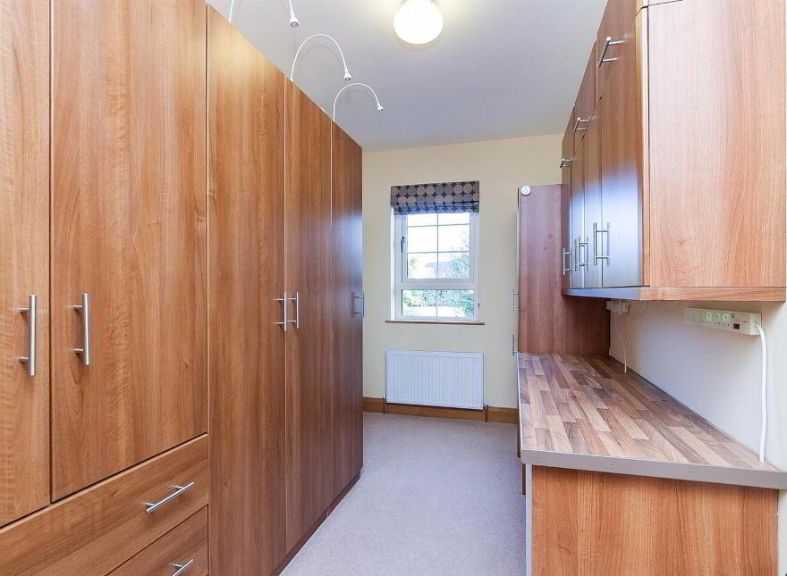 6 Ardnavalley Avenue, Comber, Newtownards, BT23 5WW