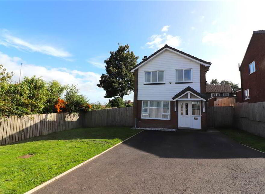 47 Mountview Drive, Harmony Hill, Lisburn, BT27 4JJ photo
