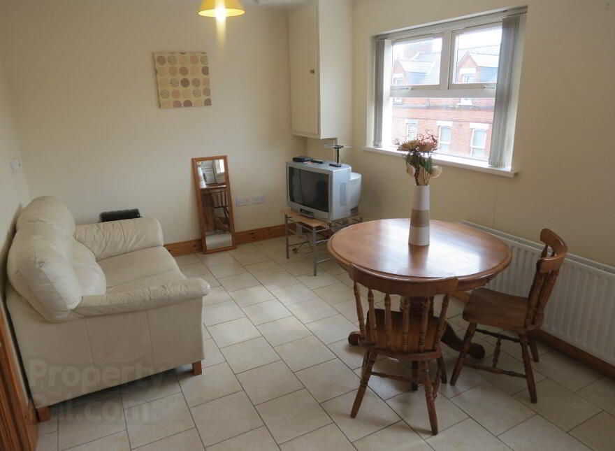 121 Wellesley Avenue - Flat 4, Belfast, BT9 6ND photo
