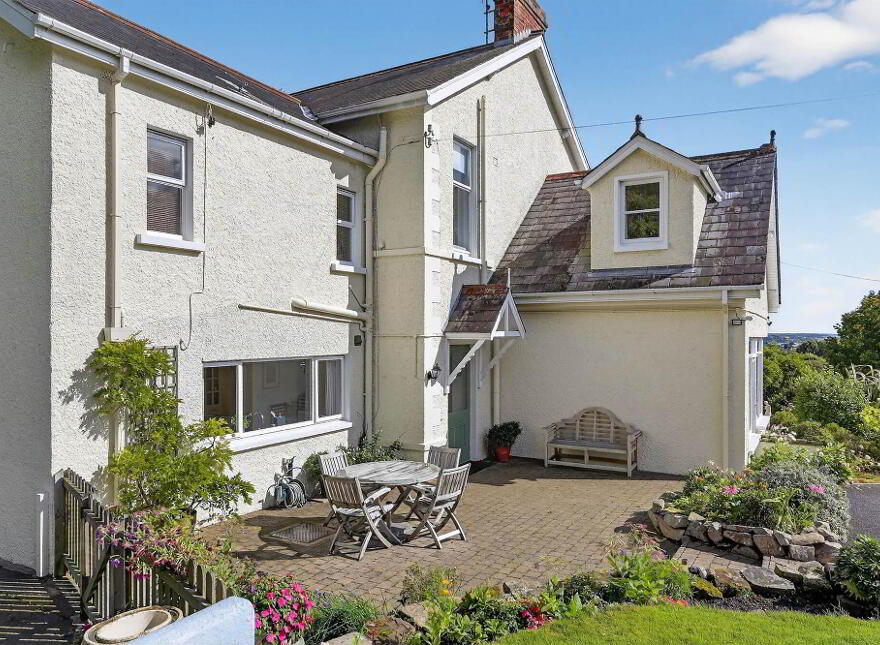 95 Belfast Road, Newtownards, BT23 4TS