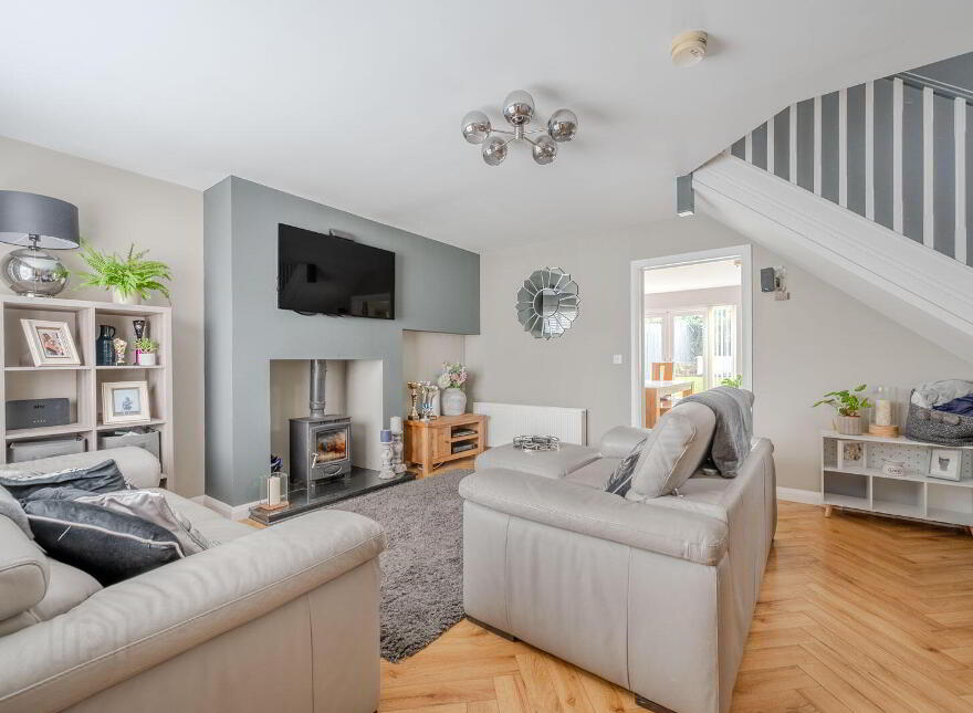 17 Shaftesbury Park, Bangor, BT20 3GE