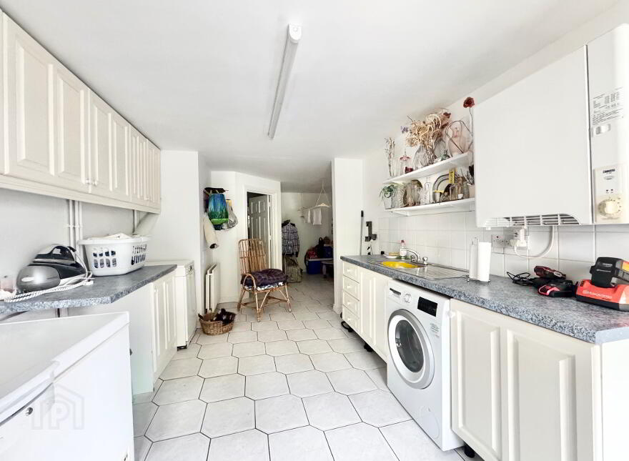 31 Dunmullan Road, Omagh, BT79 7TD