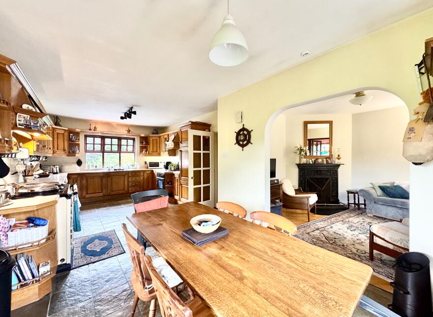 31 Dunmullan Road, Omagh, BT79 7TD