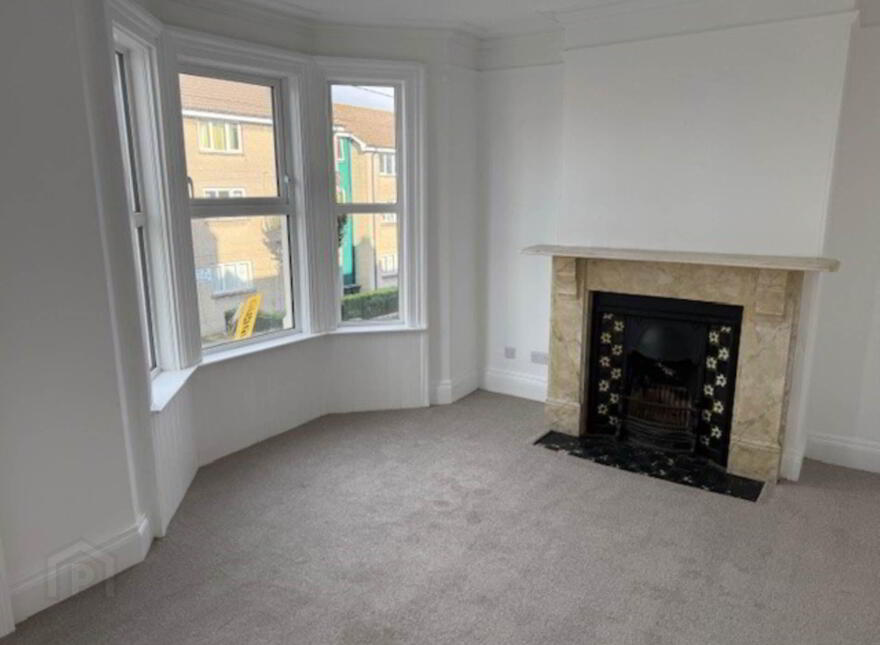 22 Adelaide Avenue, Whitehead, Carrickfergus, BT38 9RZ