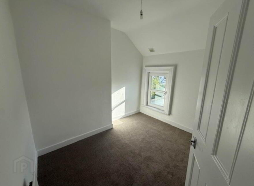 22 Adelaide Avenue, Whitehead, Carrickfergus, BT38 9RZ