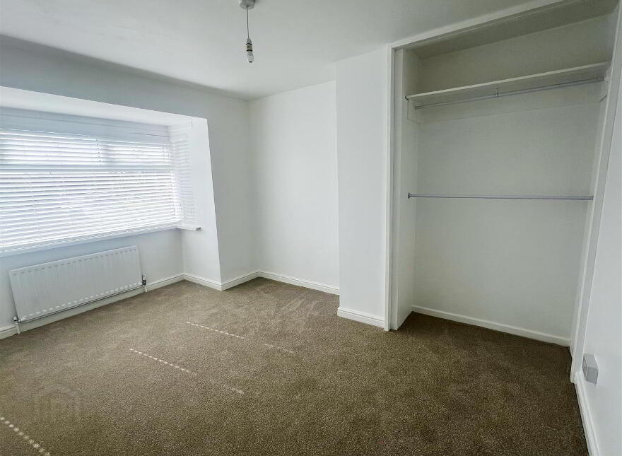1 Woodford Grange, Bangor, BT19 6ZA