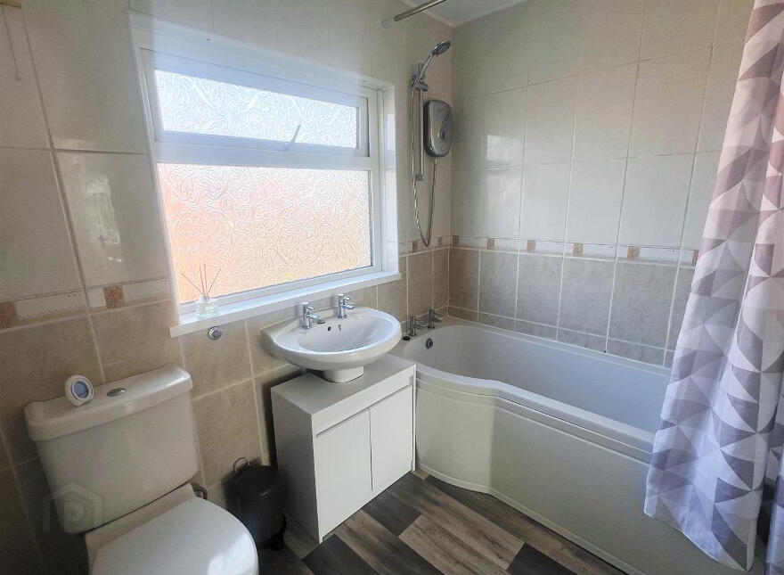 1 Woodford Grange, Bangor, BT19 6ZA