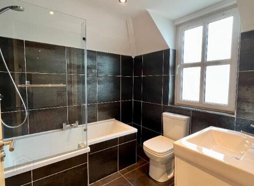 9 Thompson Manor, Lisburn, BT28 3GA