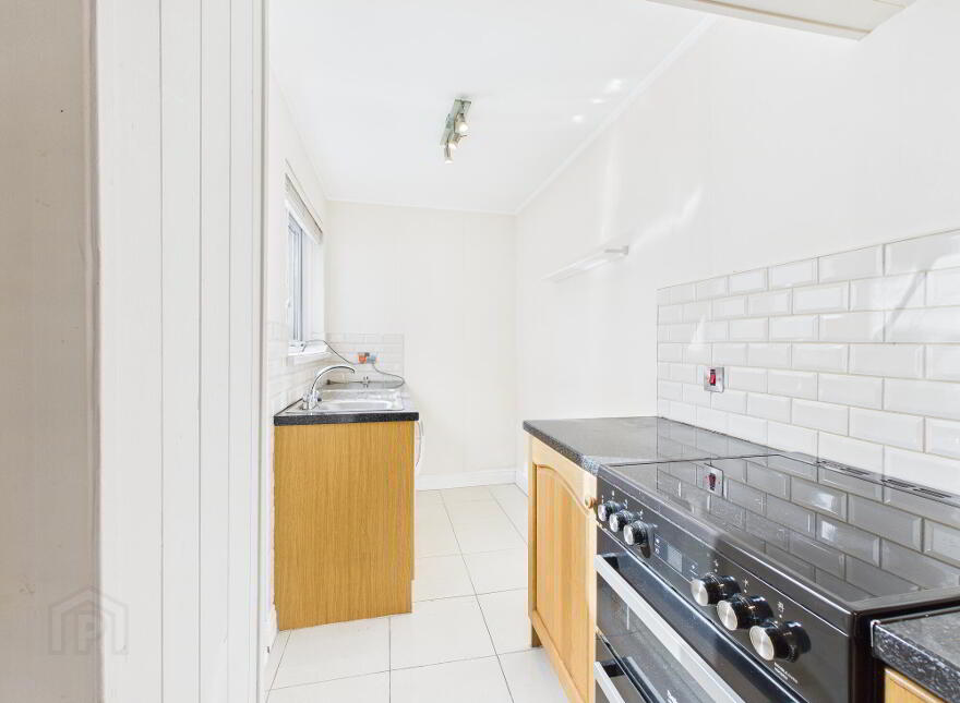 9 Florida Drive, Belfast, BT6 8EX
