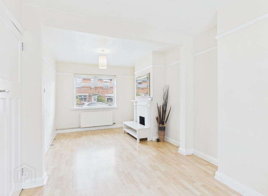 9 Florida Drive, Belfast, BT6 8EX