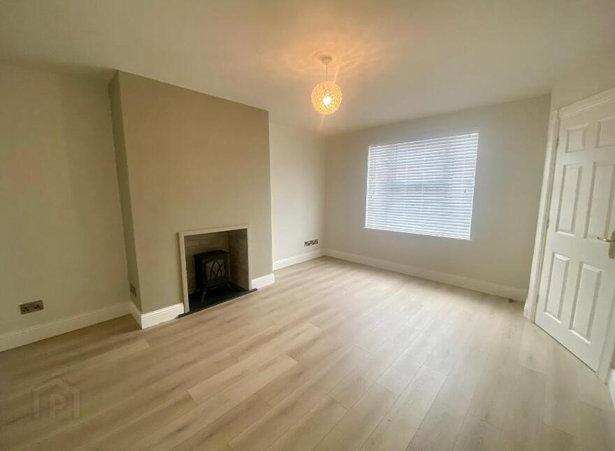 2 Graham Court, Moira, Craigavon, BT67 0TW