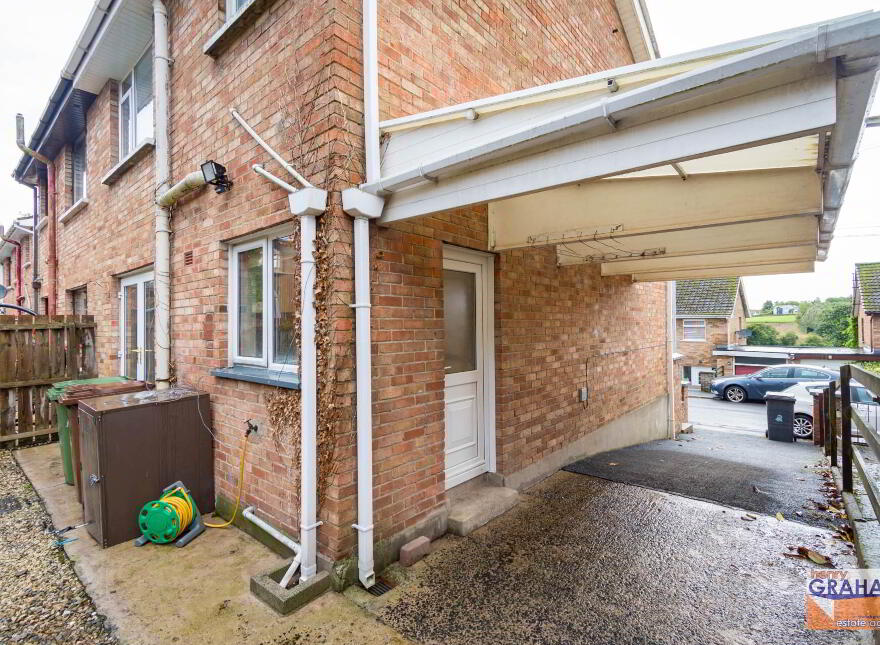 10 Lisnoe Park, Ravarnet, Lisburn, BT27 5NS