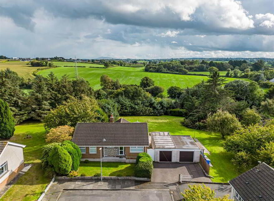 15 Saintsbury Avenue, Hillsborough Old Road, Lisburn, BT27 5QQ photo
