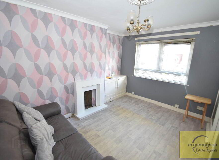 92 Beechmount Parade, Falls Road, Belfast, BT12 7LX