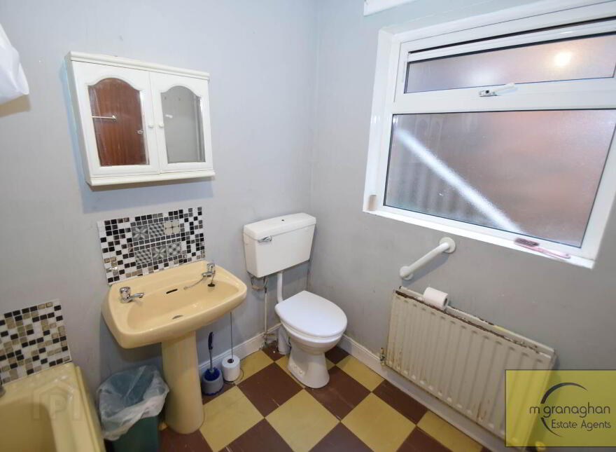 92 Beechmount Parade, Falls Road, Belfast, BT12 7LX