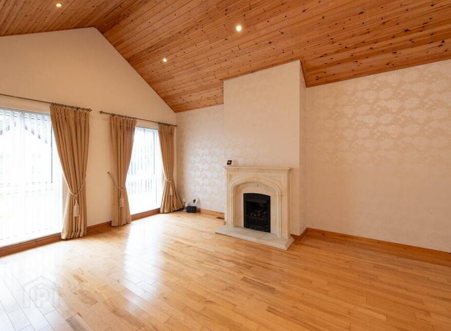 51 Lynda Farm, Jordanstown, Newtownabbey, BT37 0AX