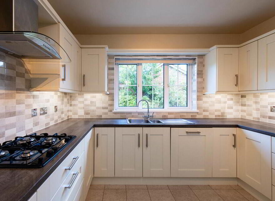 51 Lynda Farm, Jordanstown, Newtownabbey, BT37 0AX