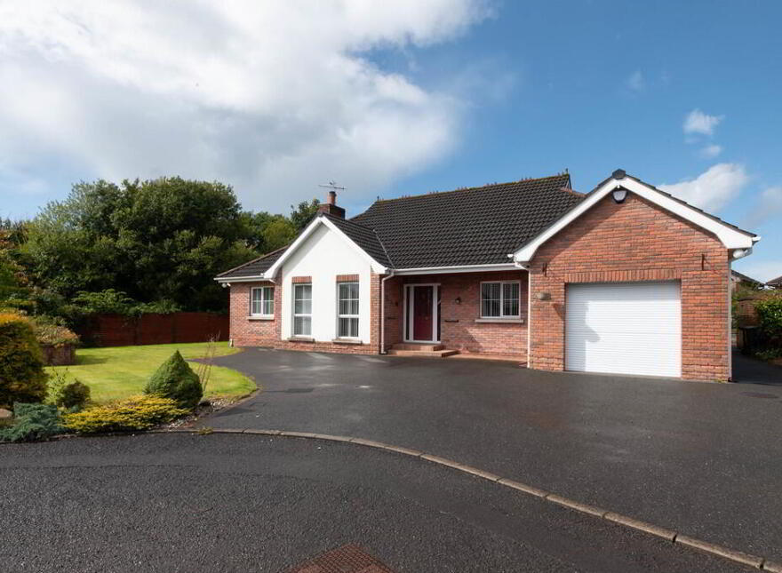 51 Lynda Farm, Jordanstown, Newtownabbey, BT37 0AX