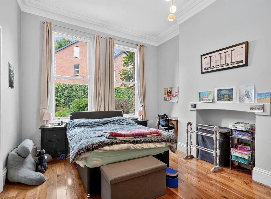 A Apt Seaver House, 138 Malone Road, Belfast, BT9 5LH