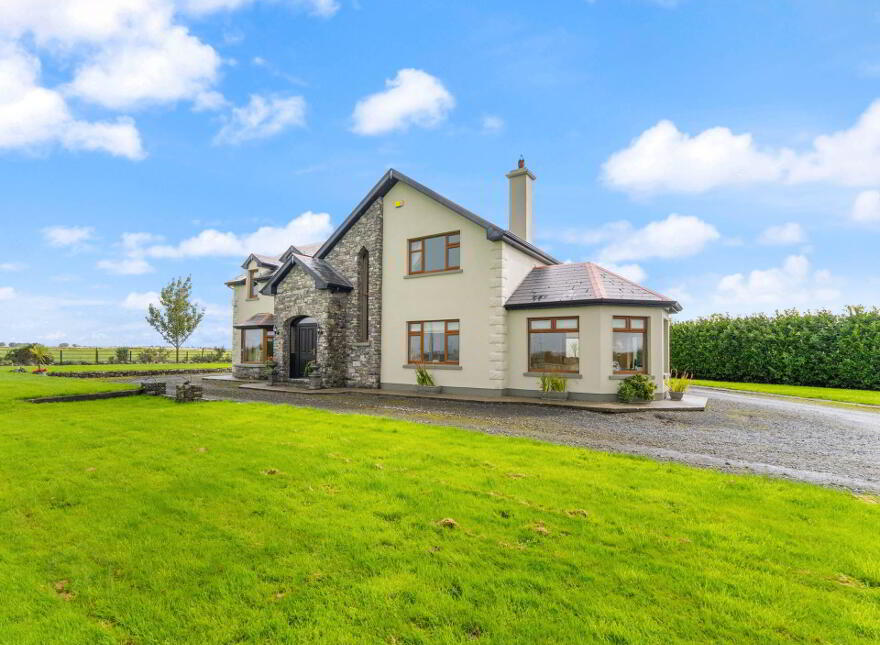 Rathmalikeen, Hollymount, F12CX92