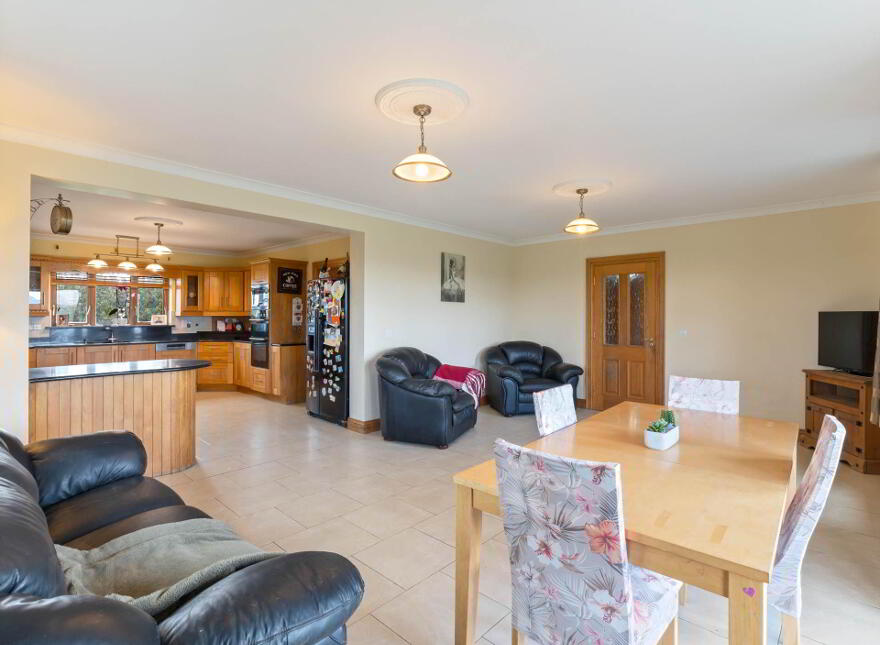 Rathmalikeen, Hollymount, F12CX92