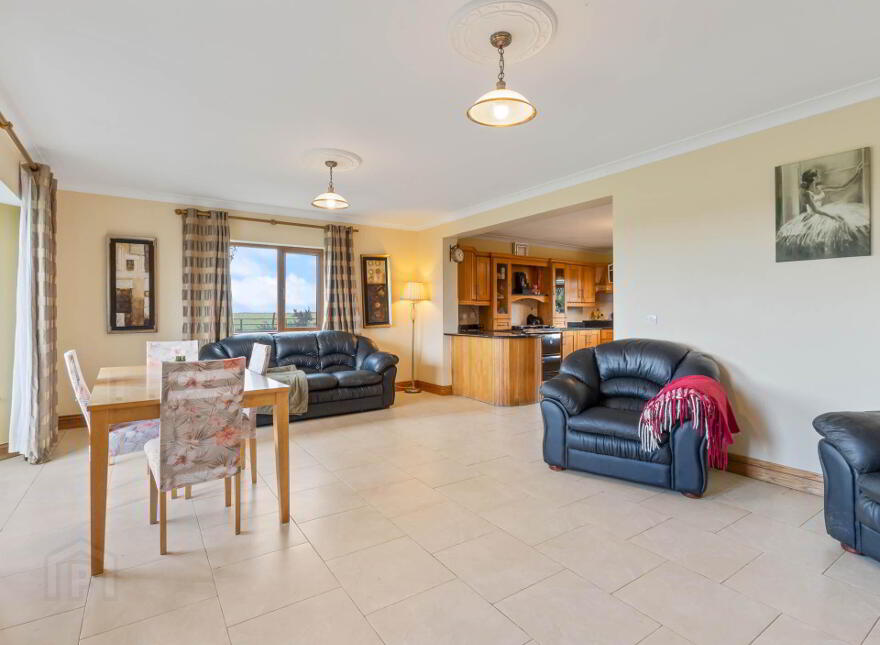 Rathmalikeen, Hollymount, F12CX92