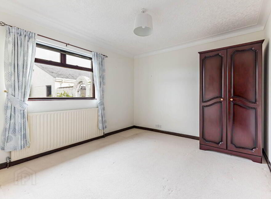 6 Whinney Hill, Lisburn, BT28 3UZ