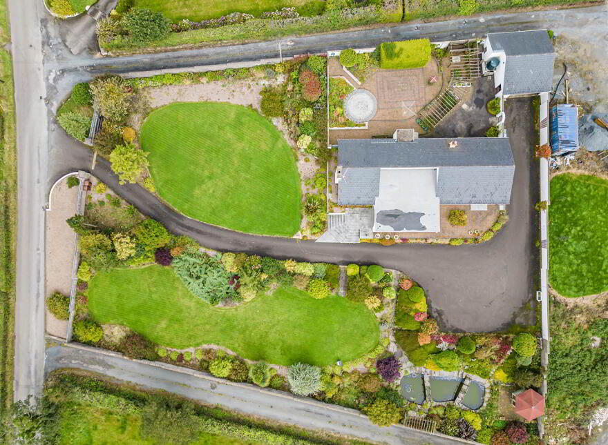 6 Whinney Hill, Lisburn, BT28 3UZ