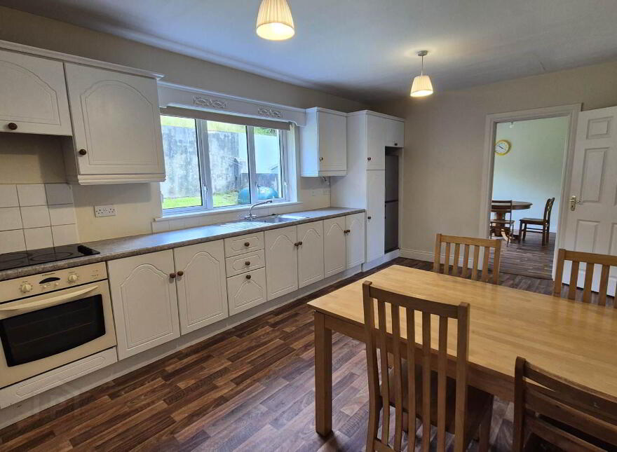 77 Glenoughty Close, Letterkenny, F92V2H4