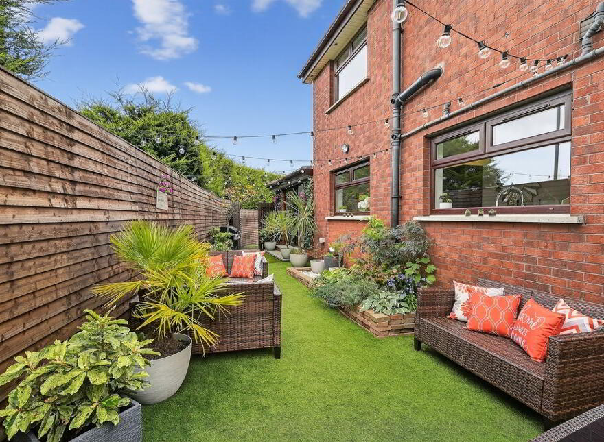 11 Love Lane, Carrickfergus, BT38 8SL