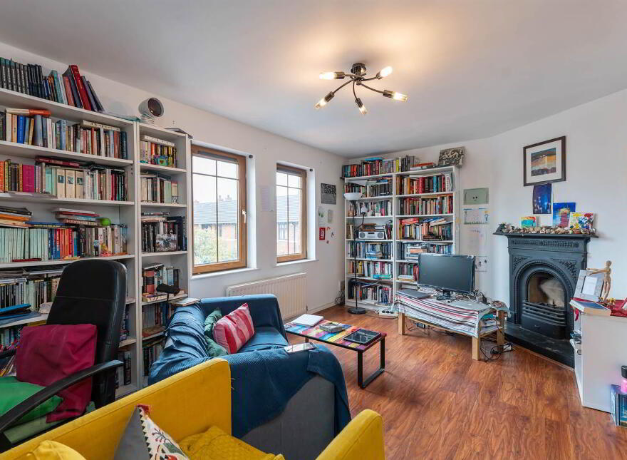 2 Kinnegar Close, Kinnegar Drive, Holywood, BT18 9JH