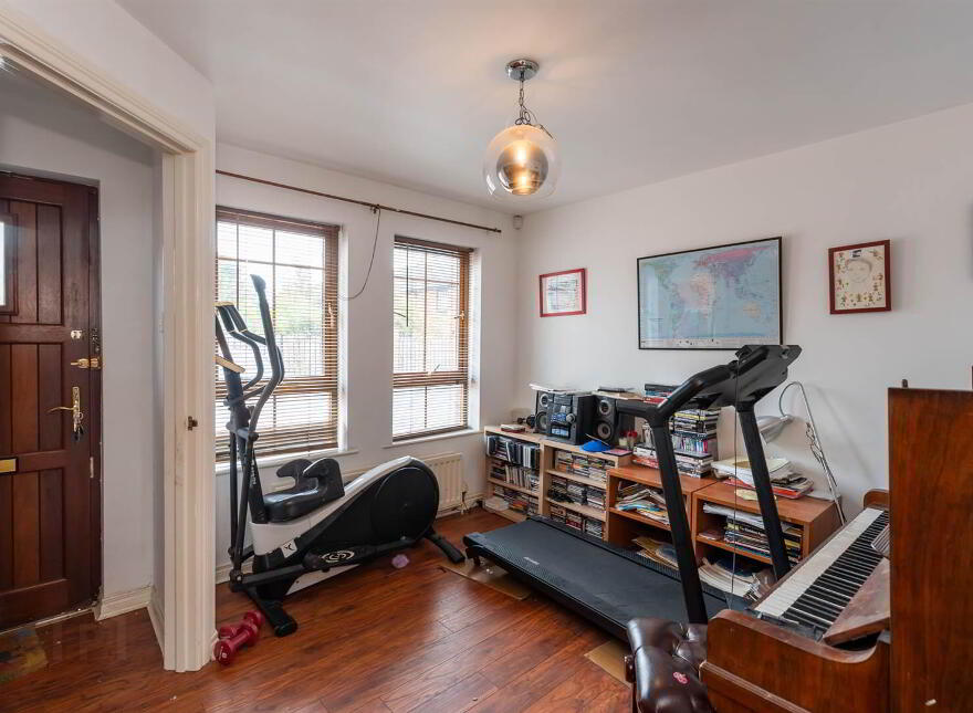2 Kinnegar Close, Kinnegar Drive, Holywood, BT18 9JH