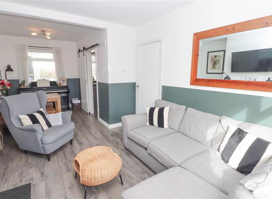101 Cherryhill Road, Dundonald, Belfast, BT16 1JL