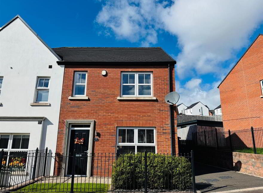 18 Birch Hill, Waterside, Derry / Londonderry, BT47 2FJ