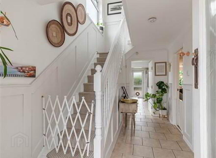 10 The Vines, Finaghy, Belfast, BT10 0GP
