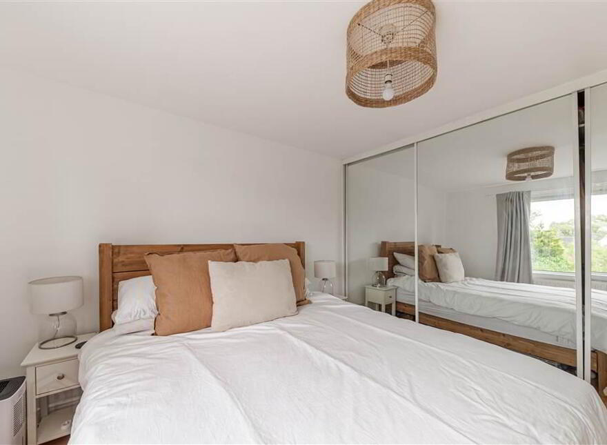 10 The Vines, Finaghy, Belfast, BT10 0GP