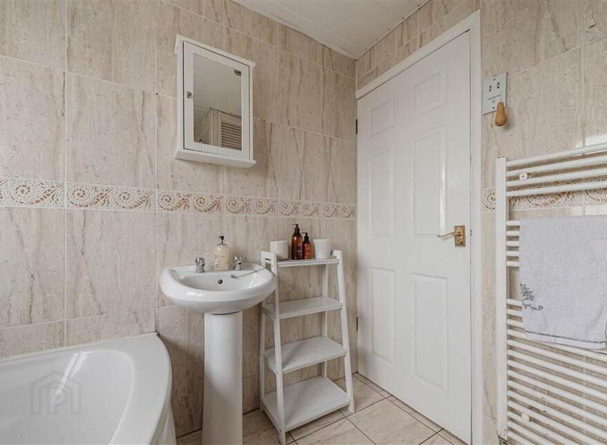 10 The Vines, Finaghy, Belfast, BT10 0GP