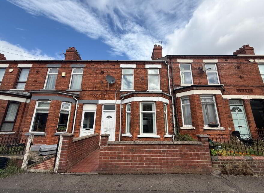 200 Ravenhill Avenue, Belfast, BT6 8LL photo