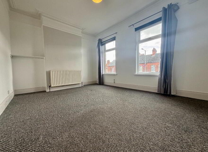 200 Ravenhill Avenue, Belfast, BT6 8LL
