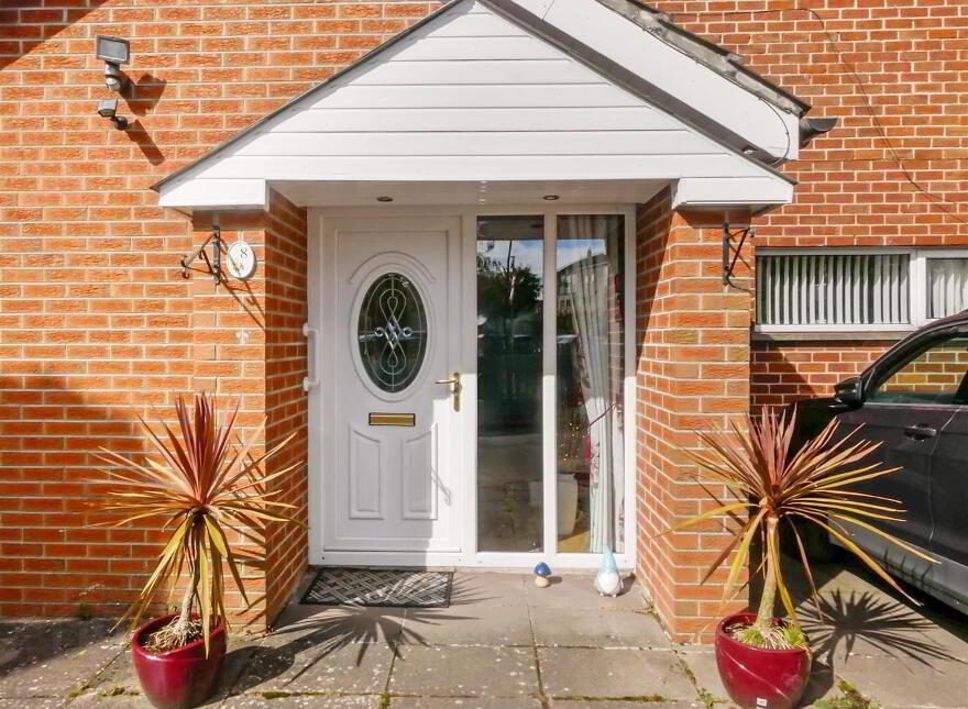 8 Castlerobin Road, Belvoir Park, Belfast, BT8 7DW